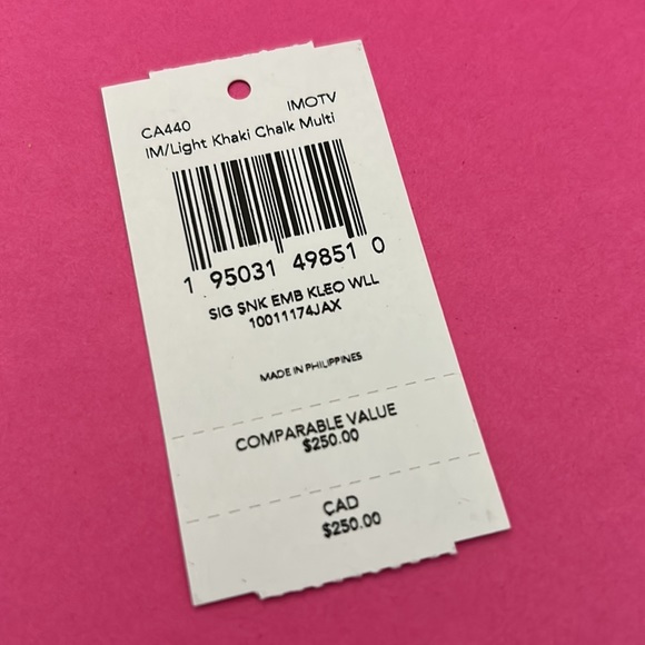 Coach Wallet - Picture 9 of 11